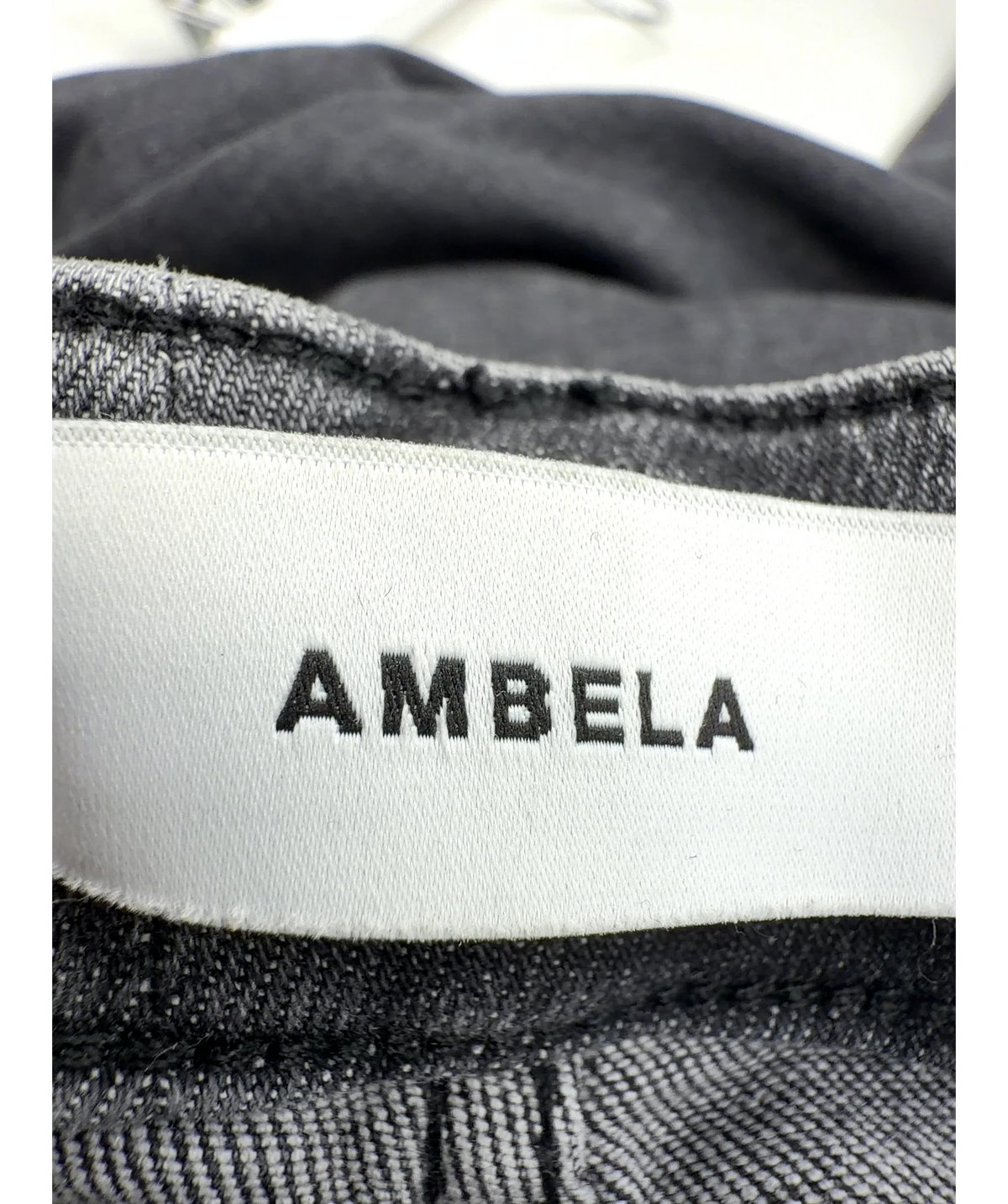 Ambela Black Colour, size UK 18 — detail