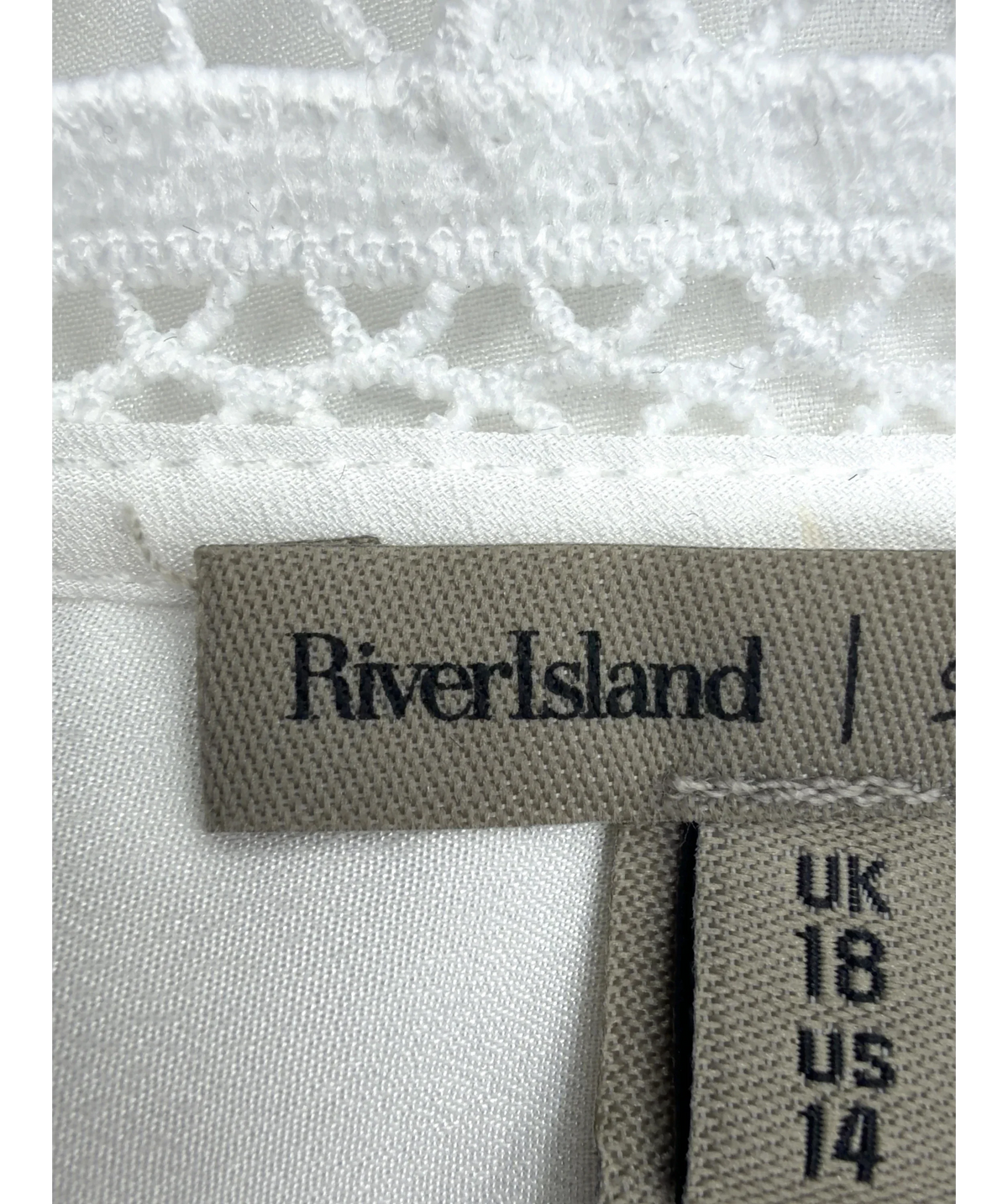 River Island White Colour, size UK 18 — detail
