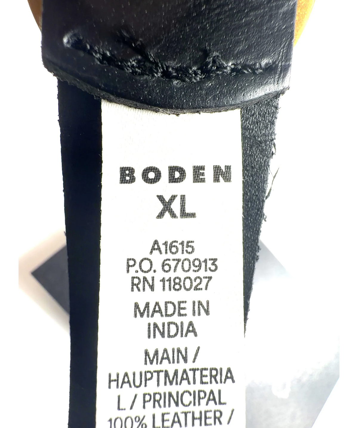 Boden Black Classic Leather Belt, size UK XL — label
