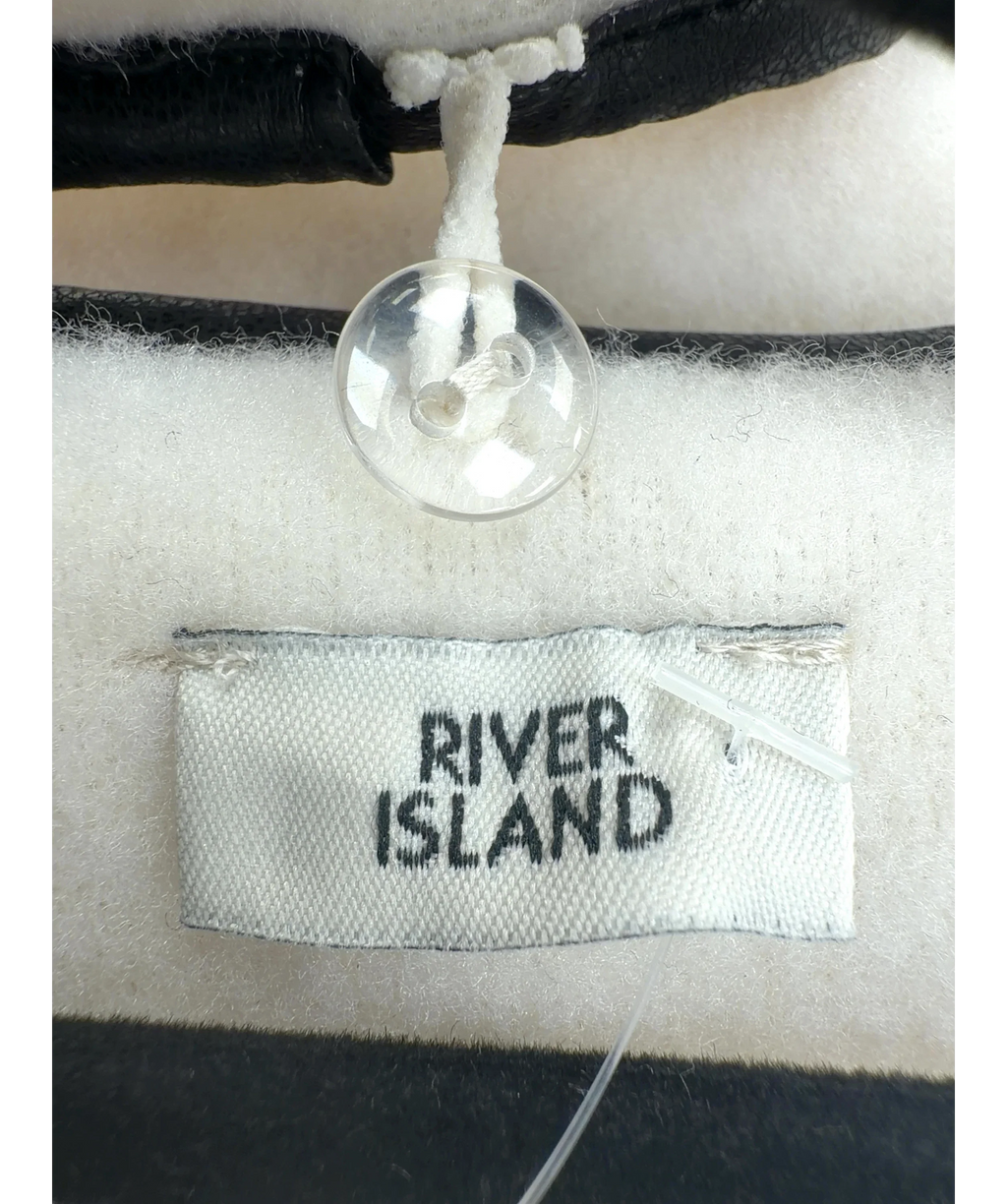 River Island Cream Cream Faux Leather Trim Scarf Cape, size UK M/L — detail