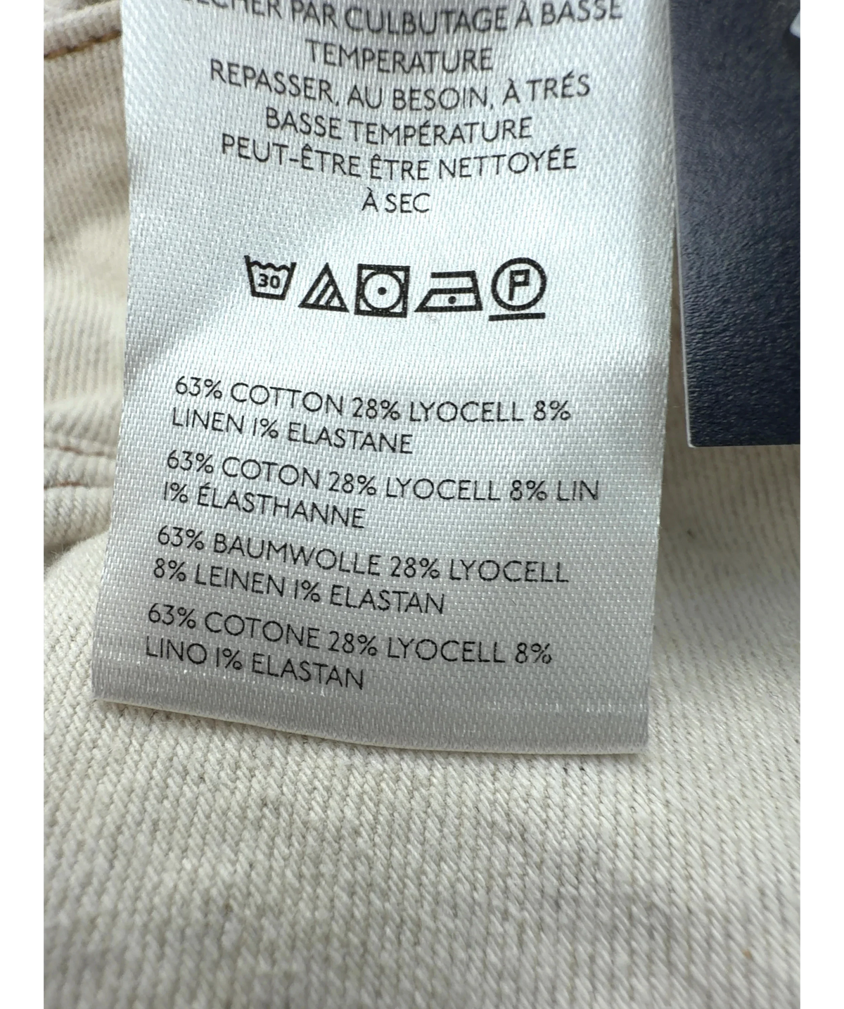We The Free Cream Colour, size UK XL — label