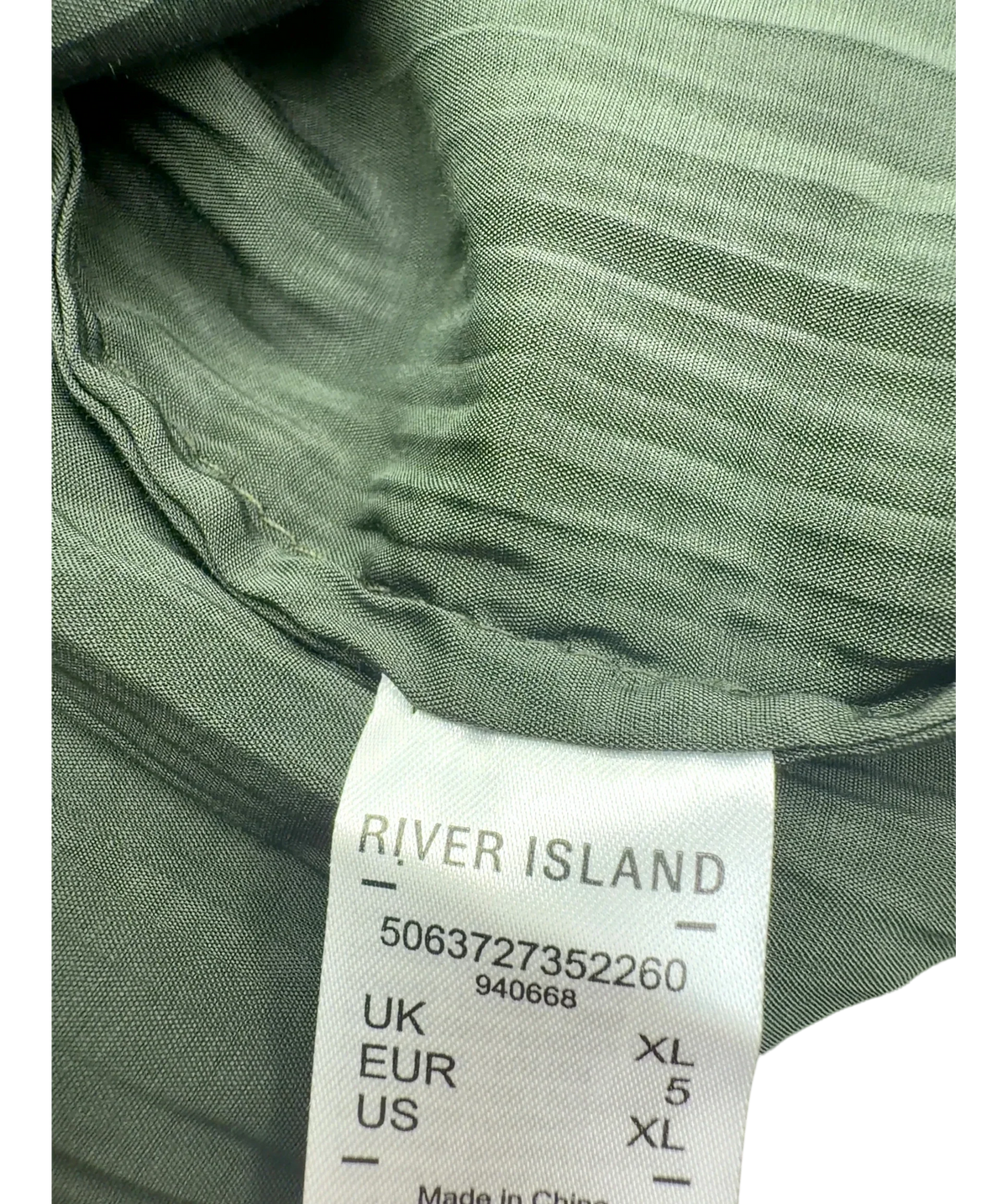 River Island Green Colour, size UK XL — fabric detail