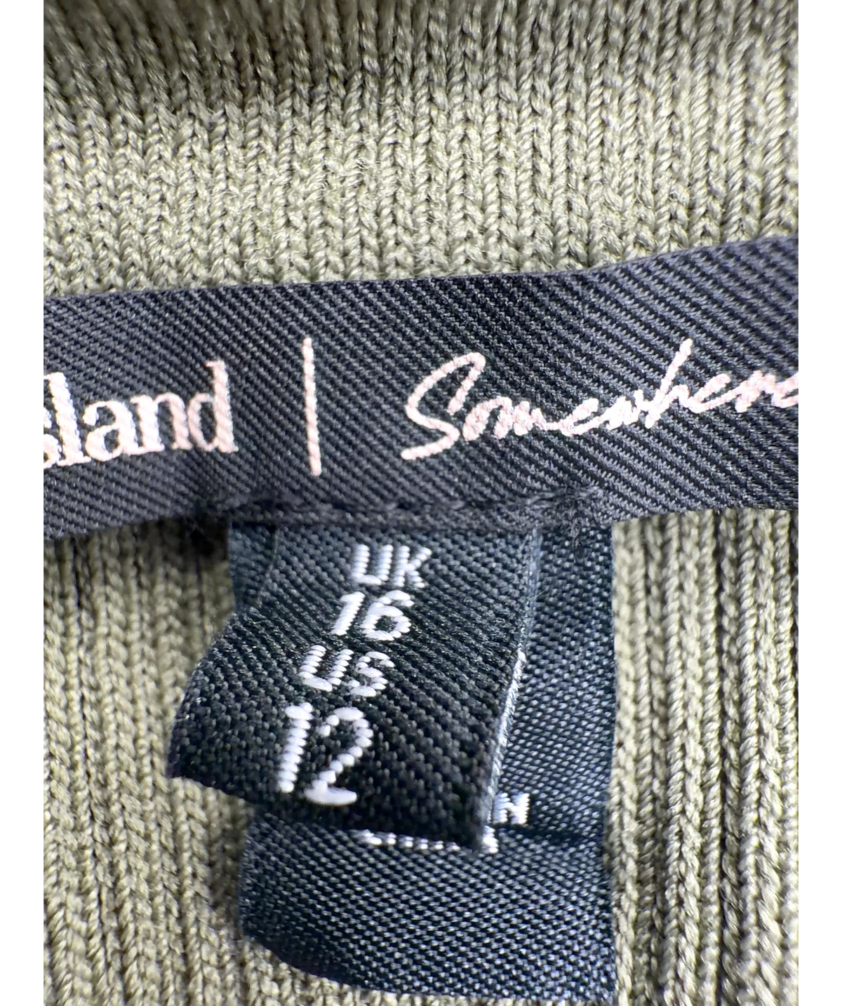 River Island Green Colour, size UK 16 — care label
