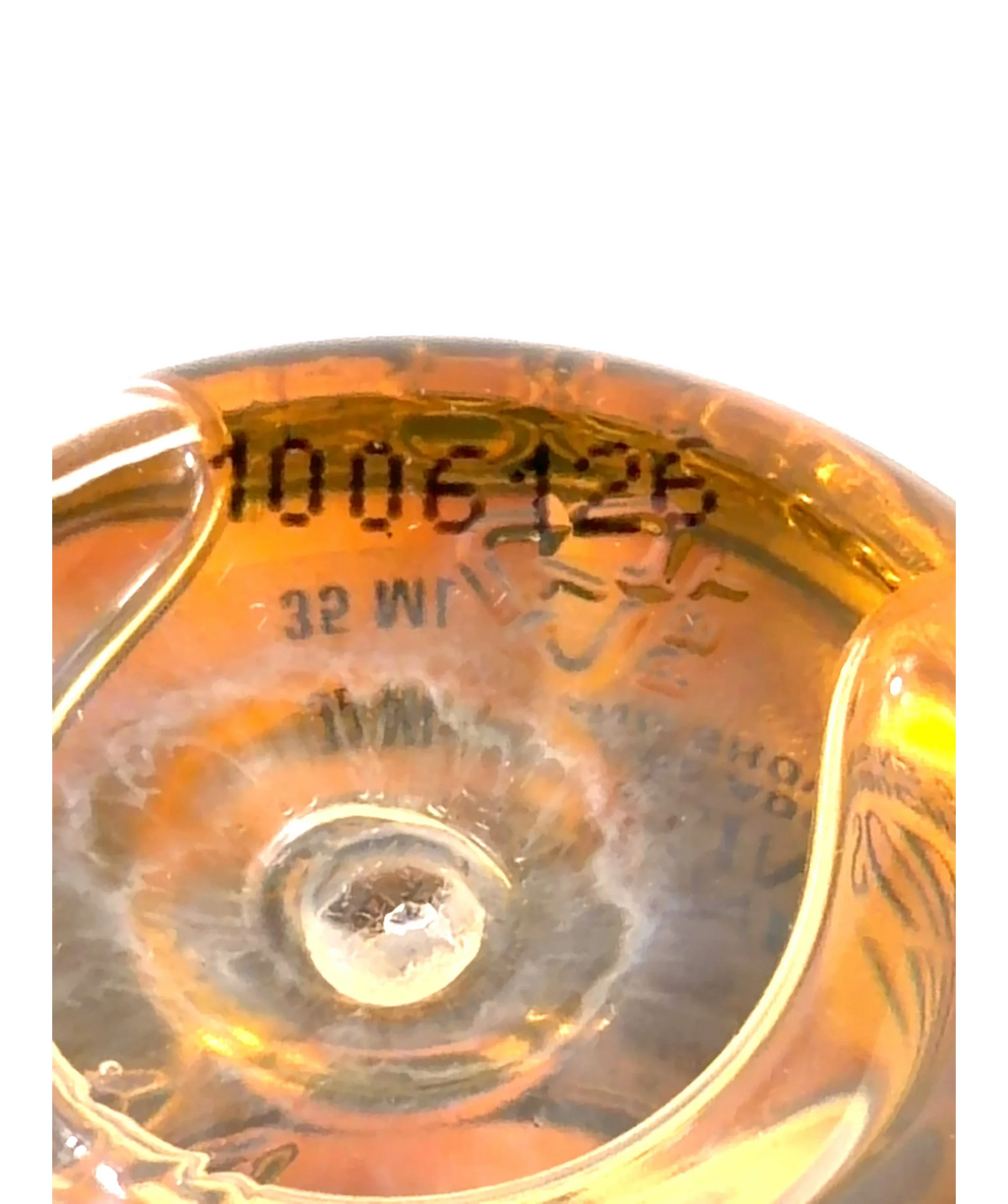 Loccitane Amande Sublime Softening Shower Oil, size 35ml — detail