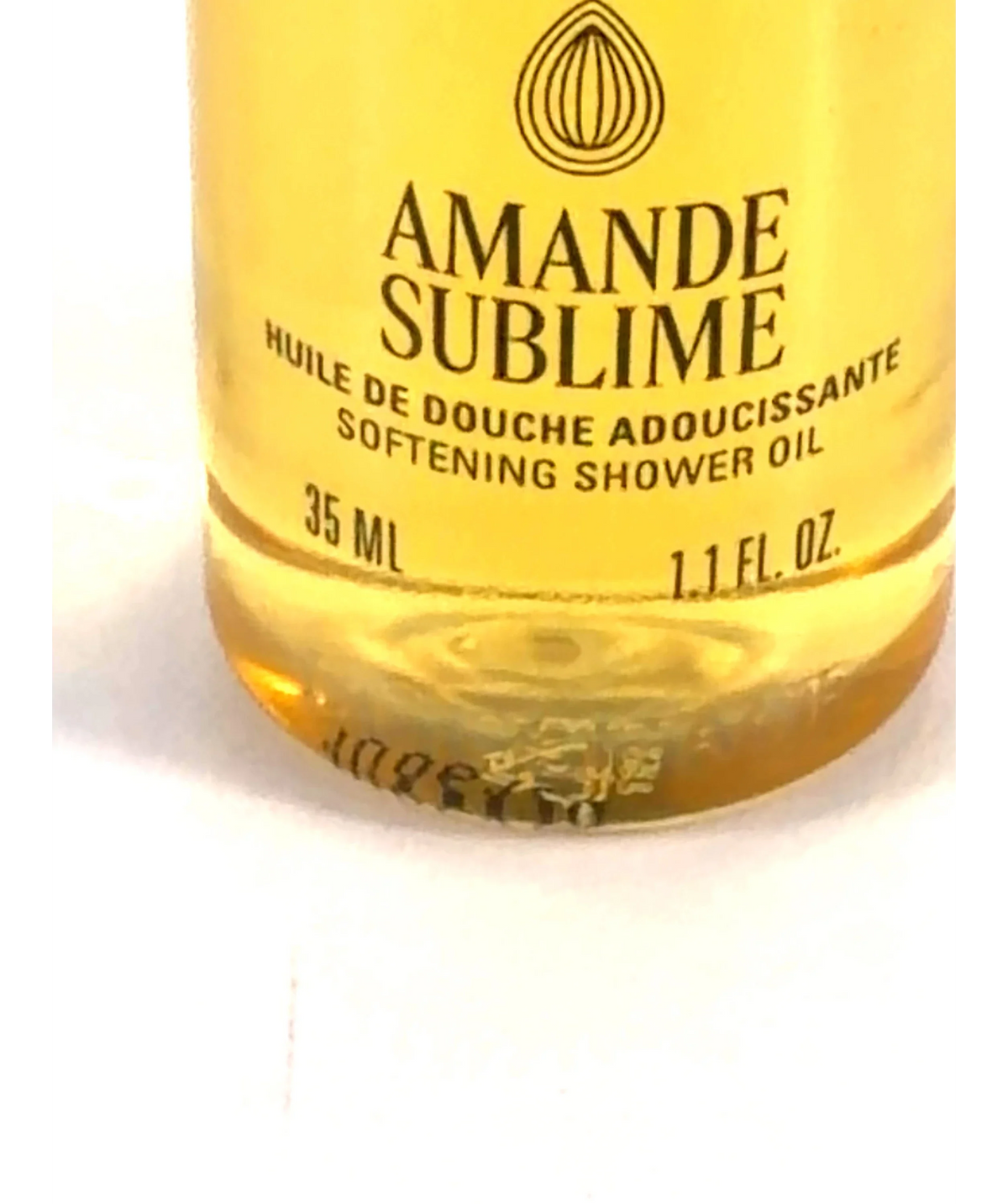 Loccitane Amande Sublime Softening Shower Oil, size 35ml — care label