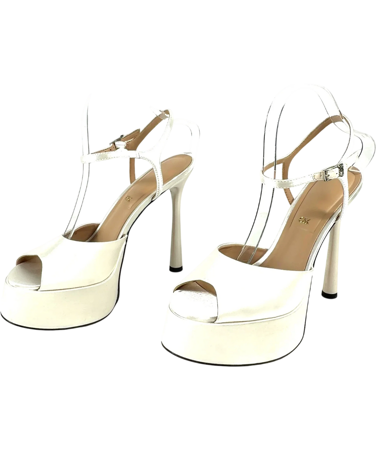 Charles & Keith White Francesca Peep-Toe Platform Heels, size UK 6 EU 39 👠 — label