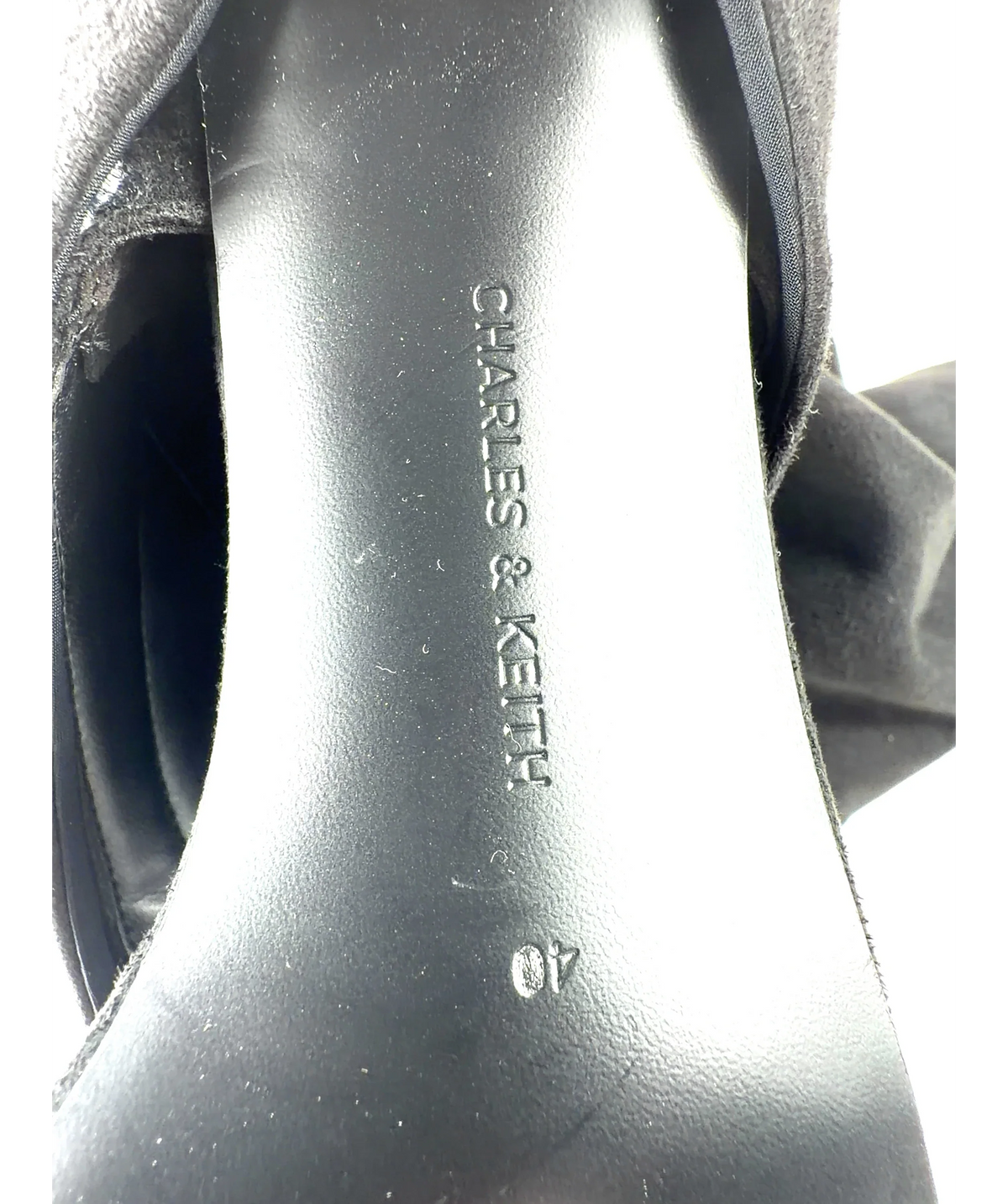Charles & Keith Black Aether Faux Suede Thong Boots, size UK 7 EU 40 👠 — care label
