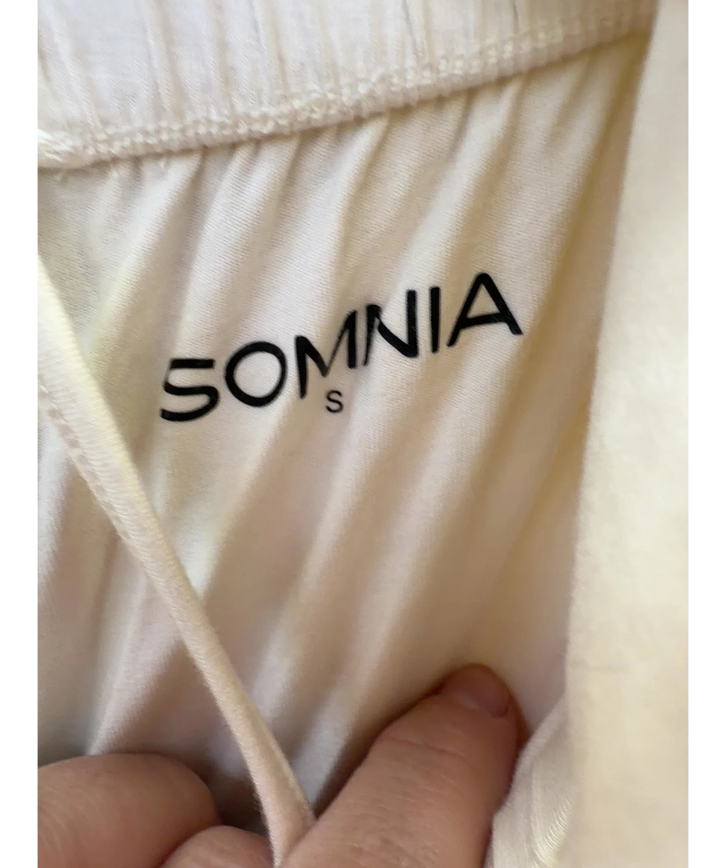 Somnia Cream Signature Set, size UK S — fabric detail
