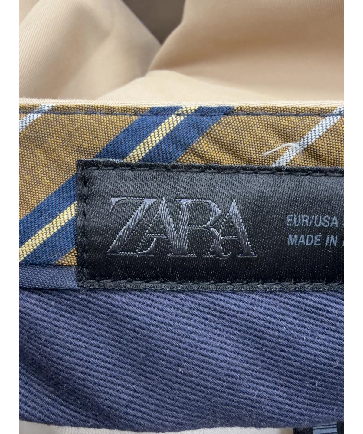 ZARA Beige ZW Collection Belted Darted Trousers, size UK S — detail