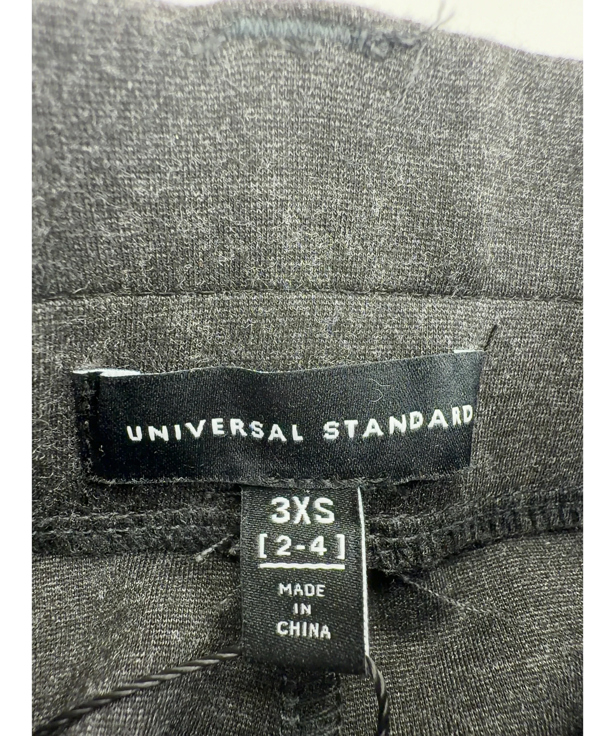 Universal Standard Grey Colour, size UK XXXS — detail