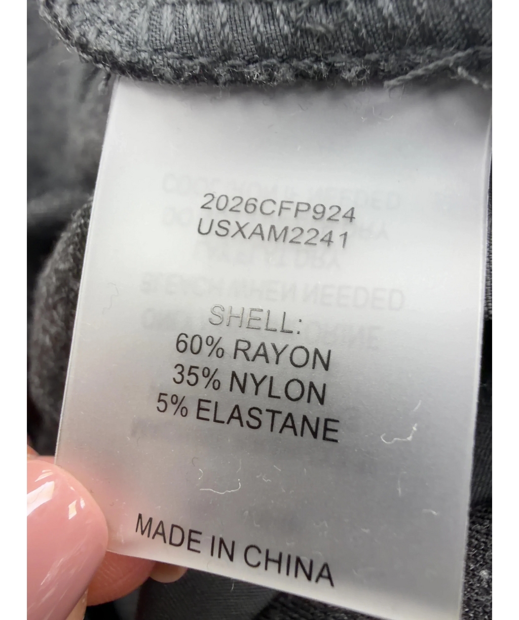 Universal Standard Grey Colour, size UK XXXS — label