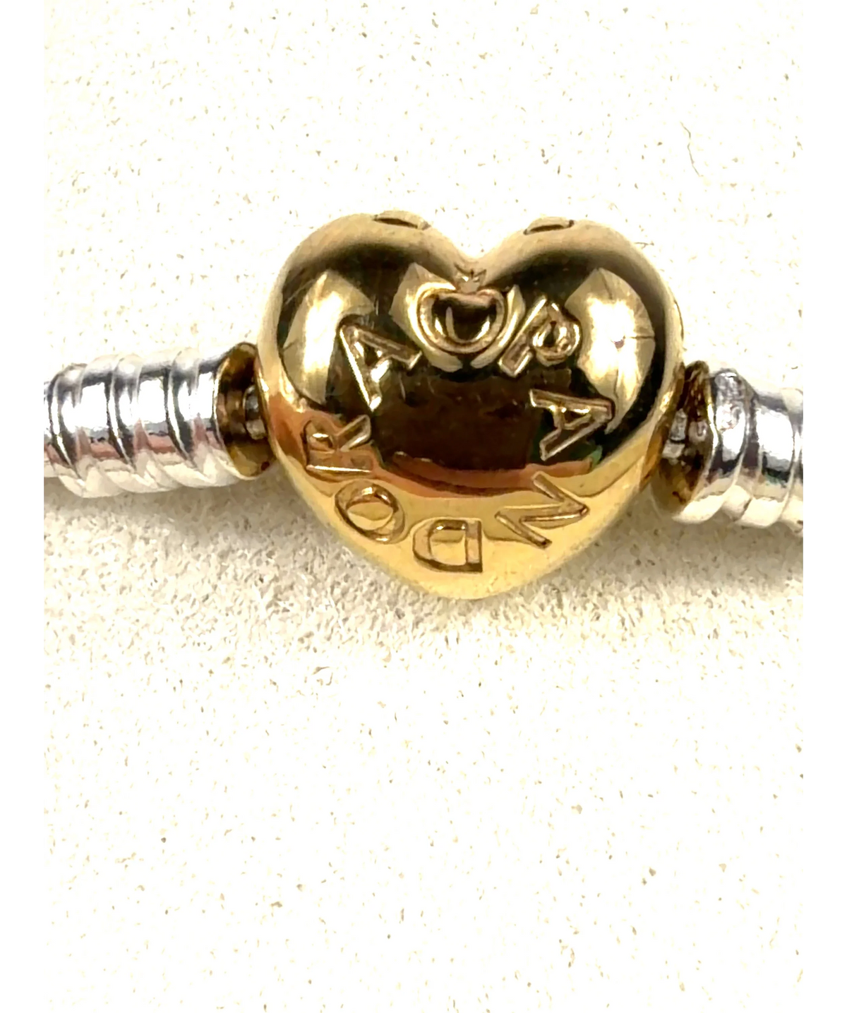 Pandora Silver Colour — detail