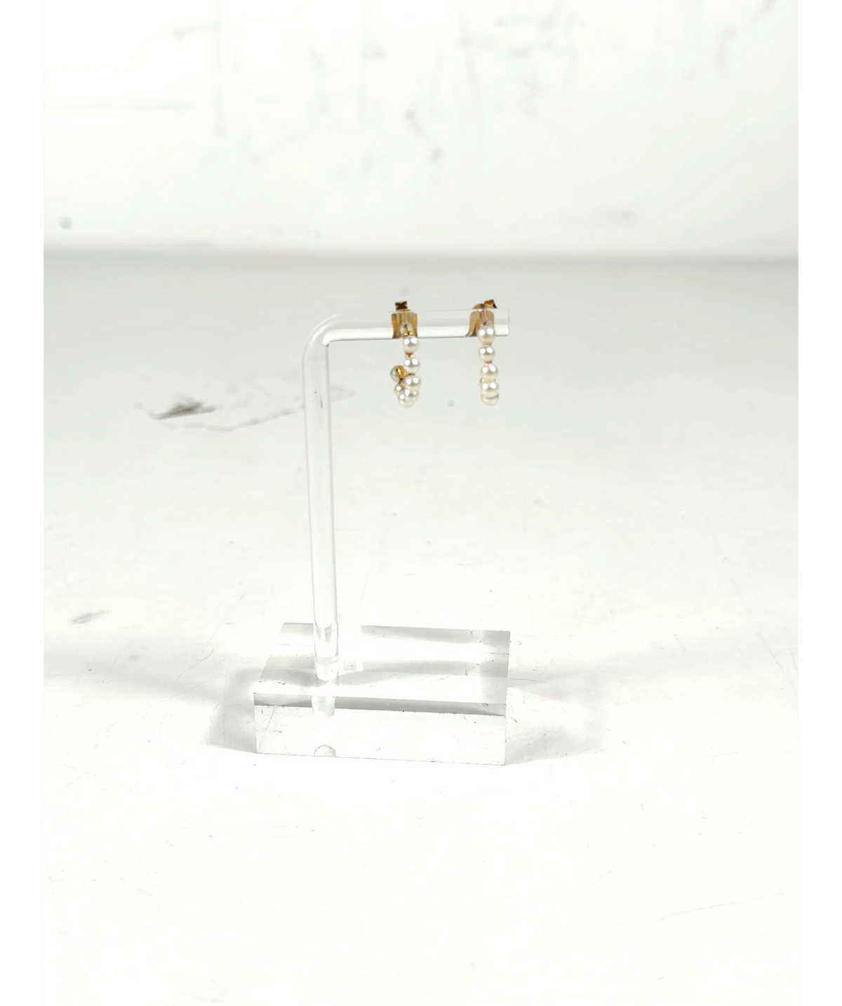 Pandora gold Mayzee Cluster Mini Pearl Gold Tone Hoop Earrings — label