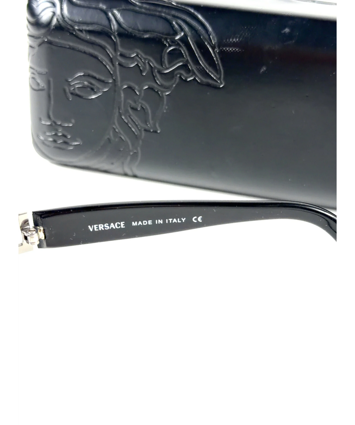 Versace Black Colour — care label