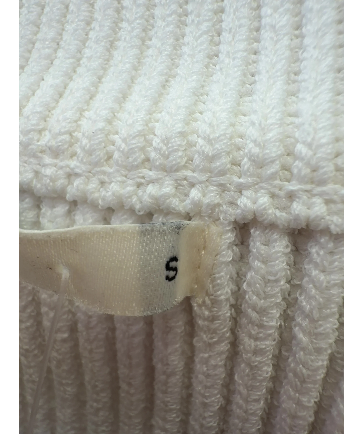 House of CB White Reeva White Balloon-Sleeve Ribbed Sweater, size UK S — care label