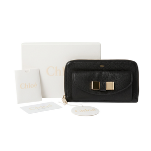Chloé Black Pebbled Leather Bow front Portefeuille Long Wallet