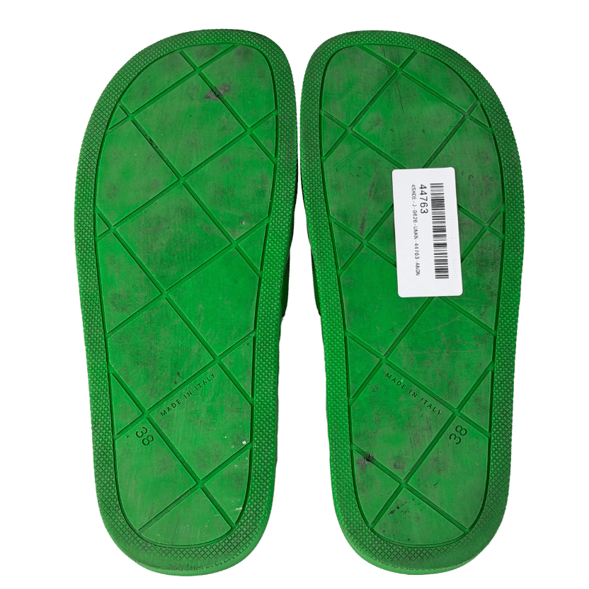 BOTTEGA VENETA Green Diamond Quilted Rubber Slides UK 5 EU 38 👠