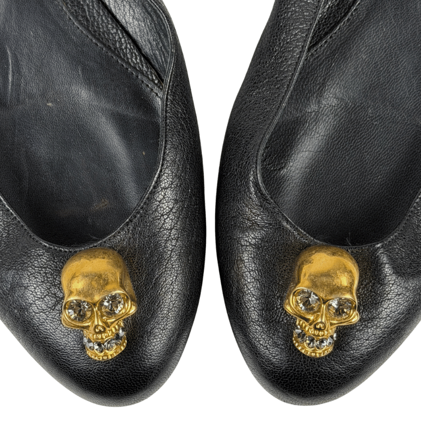 ALEXANDER MCQUEEN Black Leather / Gold  Skull City Ballet Flats UK 7.5 EU 40.5 👠