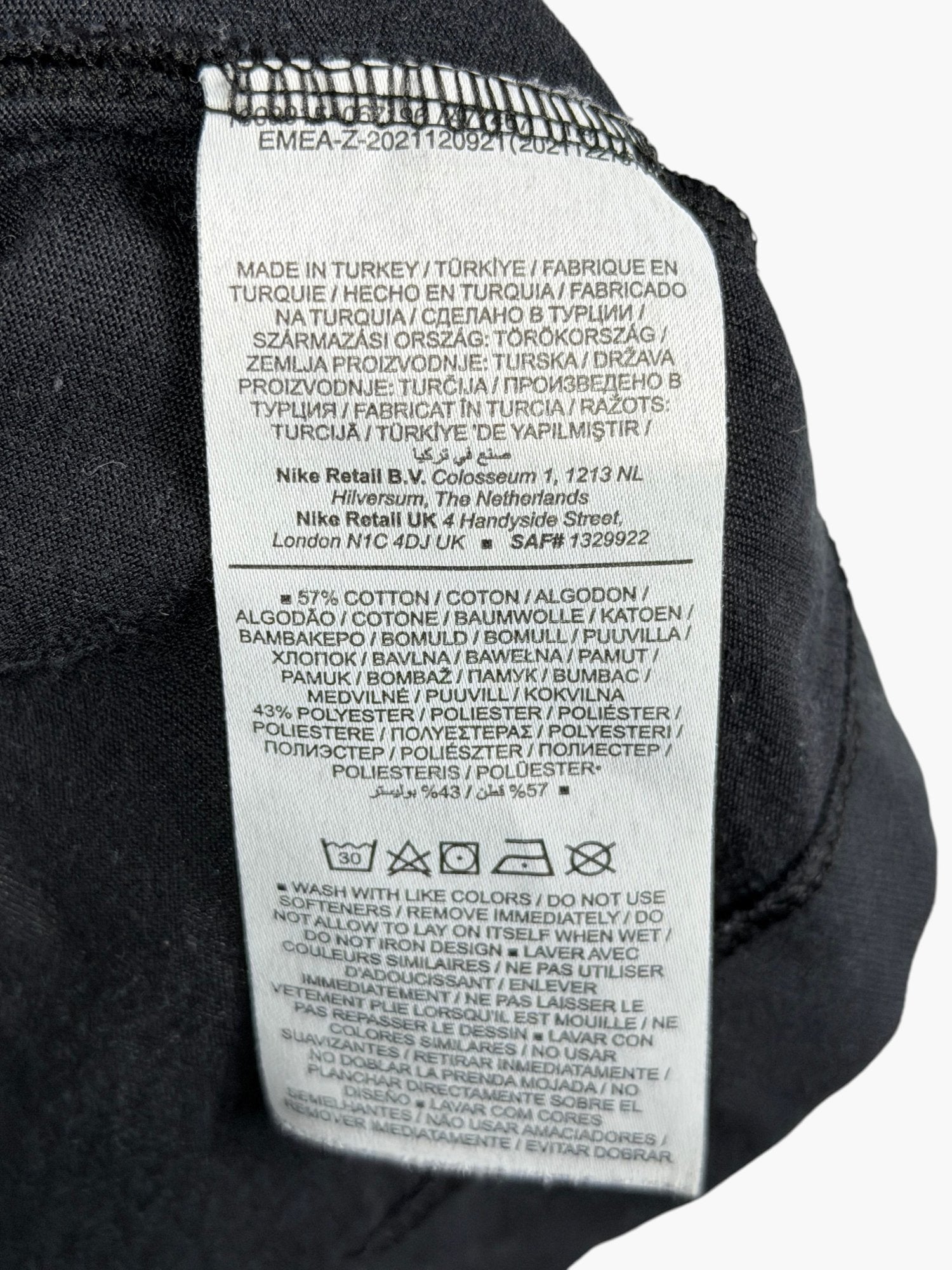 NIKE Black Wellness Club Dri-FIT T-Shirt UK M