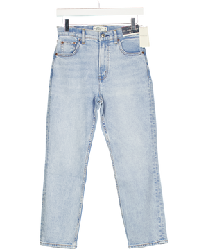 Abercrombie & Fitch Blue Curve Love Ultra High Rise Ankle Length Straight Leg Jeans W26