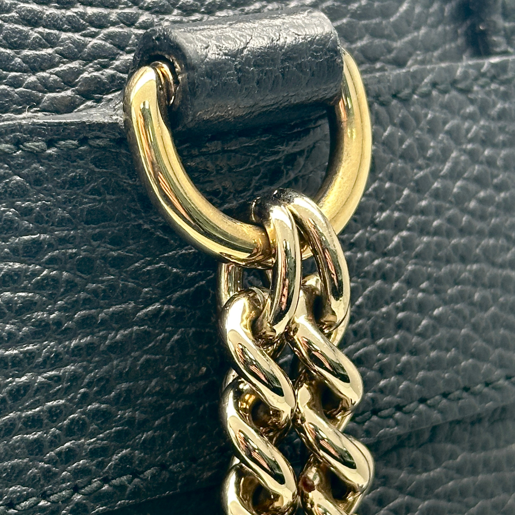 GUCCI Black Soho Chain Leather Backpack One Size