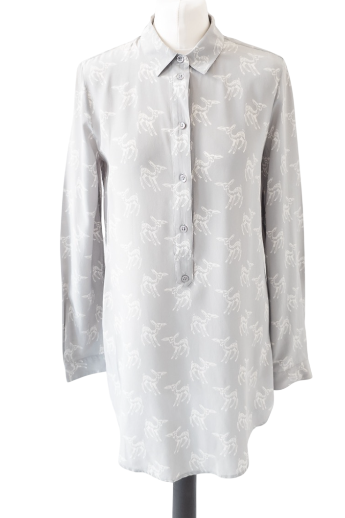 Equipment Dove grey longline deer print Grey washed Silk Shirt UK S
