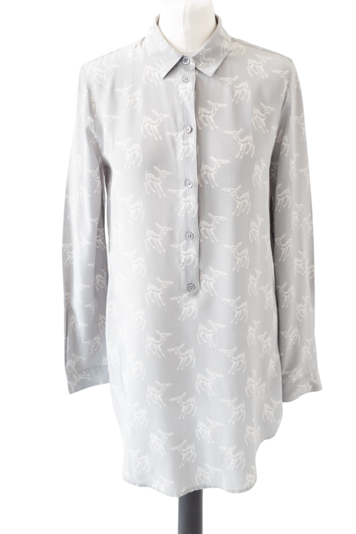 Equipment Dove grey longline deer print washed Silk Shirt UK S