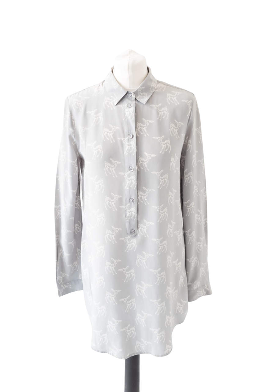 Equipment Dove grey longline deer print Grey washed Silk Shirt UK S