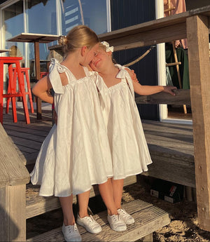 The Tiny Universe White Full Skirt Bow Shoulder Dress 4 Years