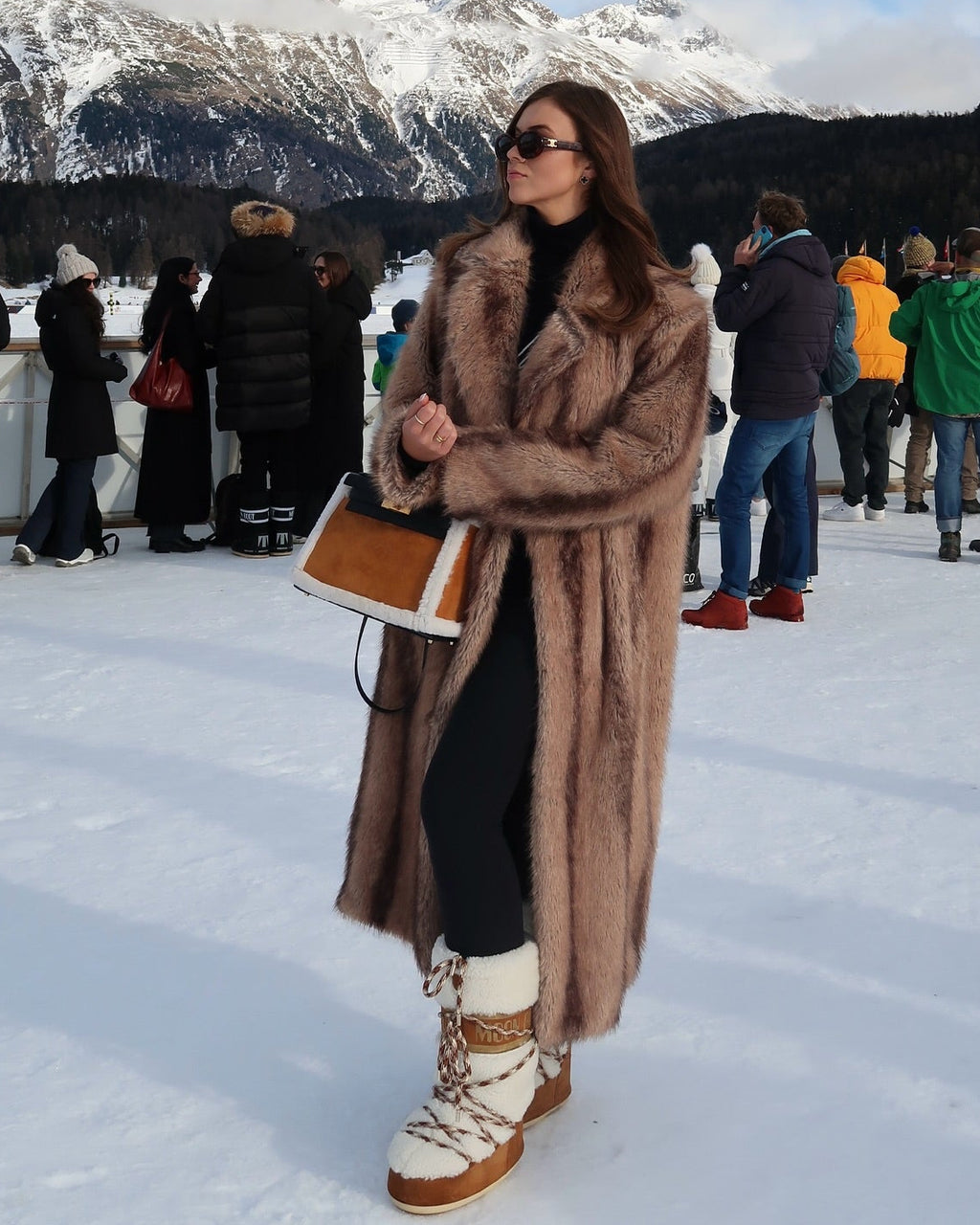 SLA the label Beige / Brown Long Fur Coat UK M