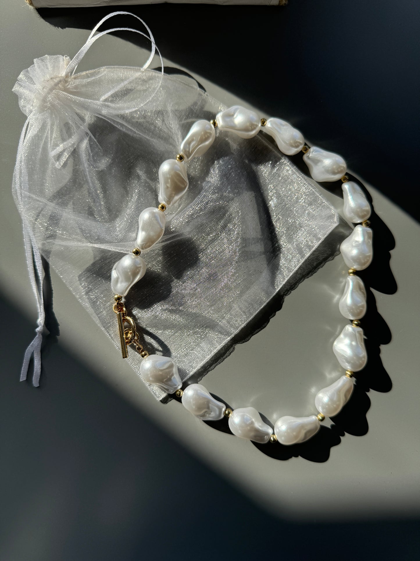 Cream Baroque Pearl /gold T Bar Necklace In Tulle Gift Bag