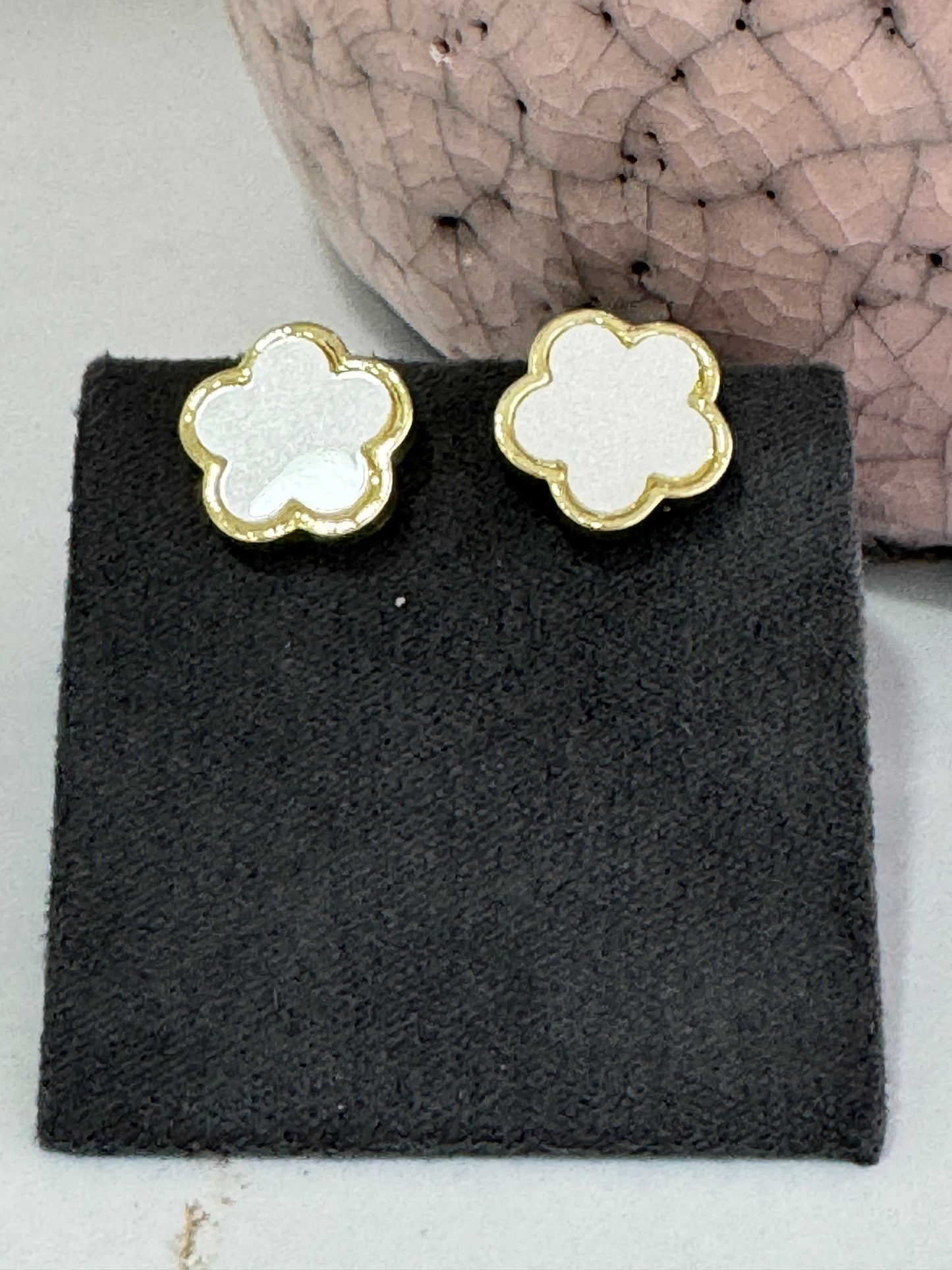 Ivory /gold Clover Stud Earrings