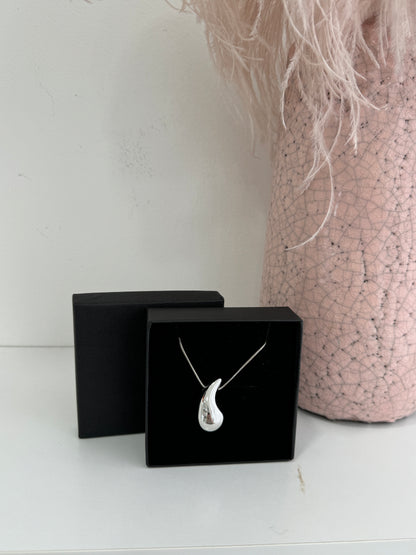 Silver Large Teardrop Necklace In Gift Box