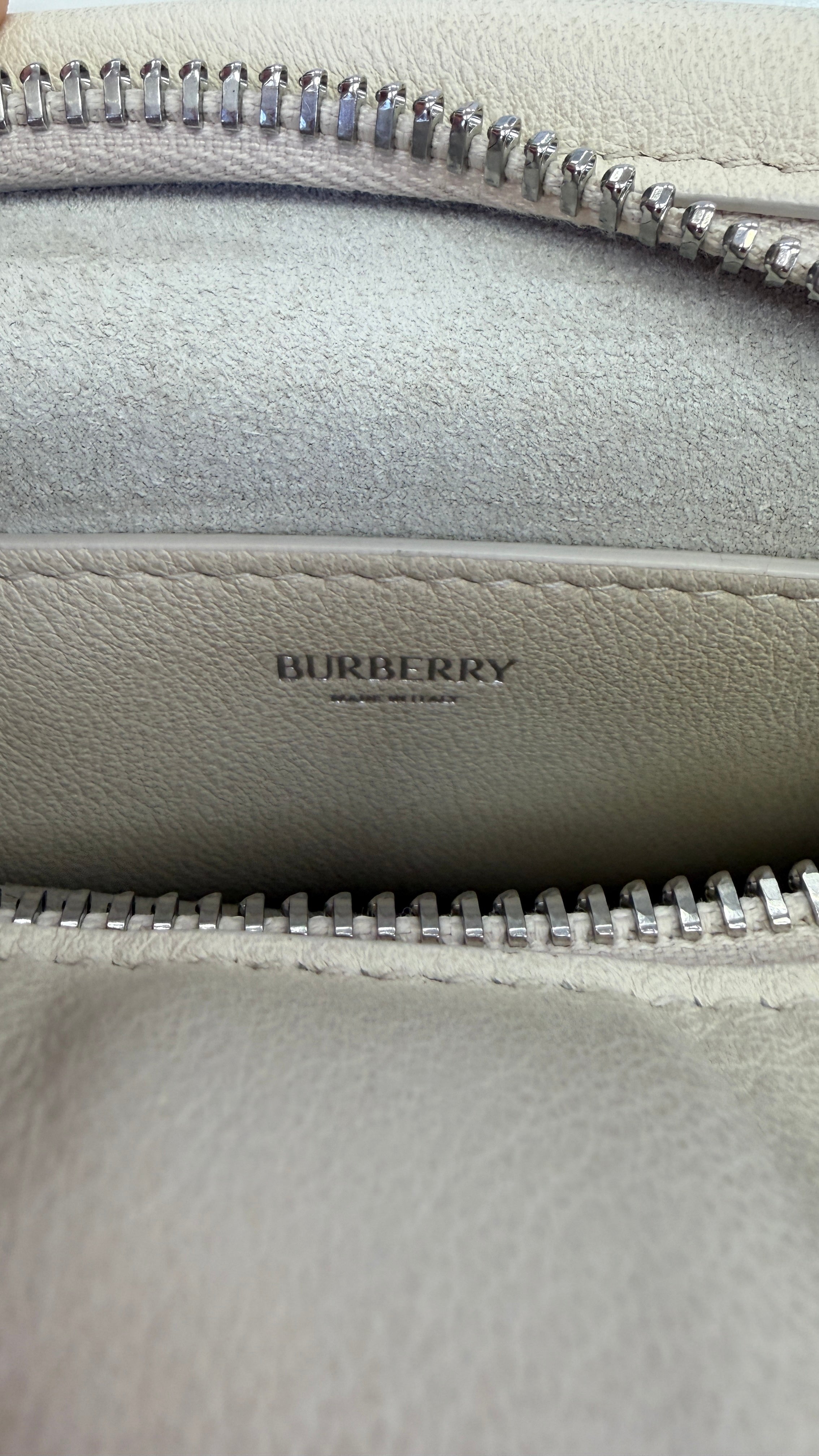 BURBERRY Soap Beige Leather / Antique Silver Medium B Clip Messenger Bag