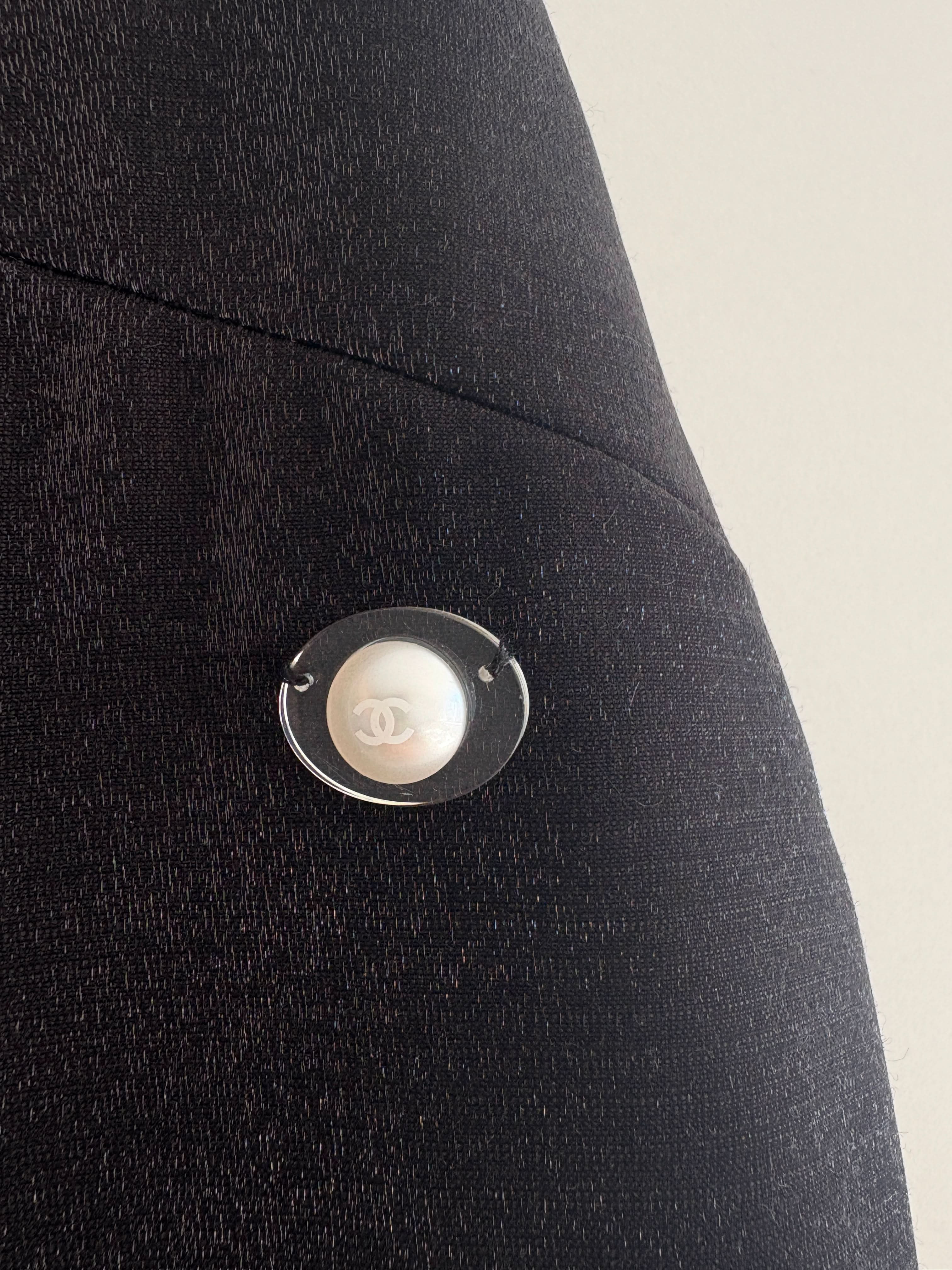 Chanel Black Wool /Silk Blend skirt with pearl "CC" Button UK 8