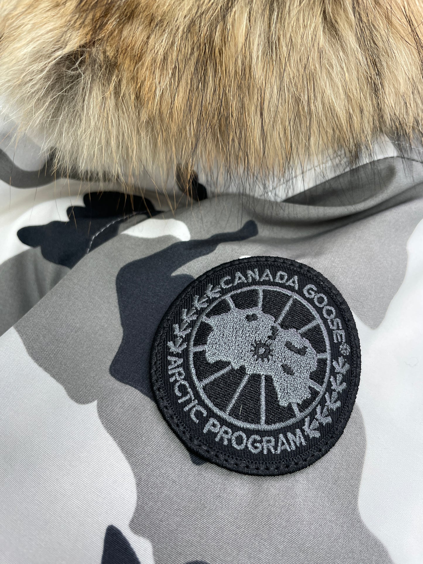 Canada Goose Grey Camo Chateau Parka with fur trim hood UK L