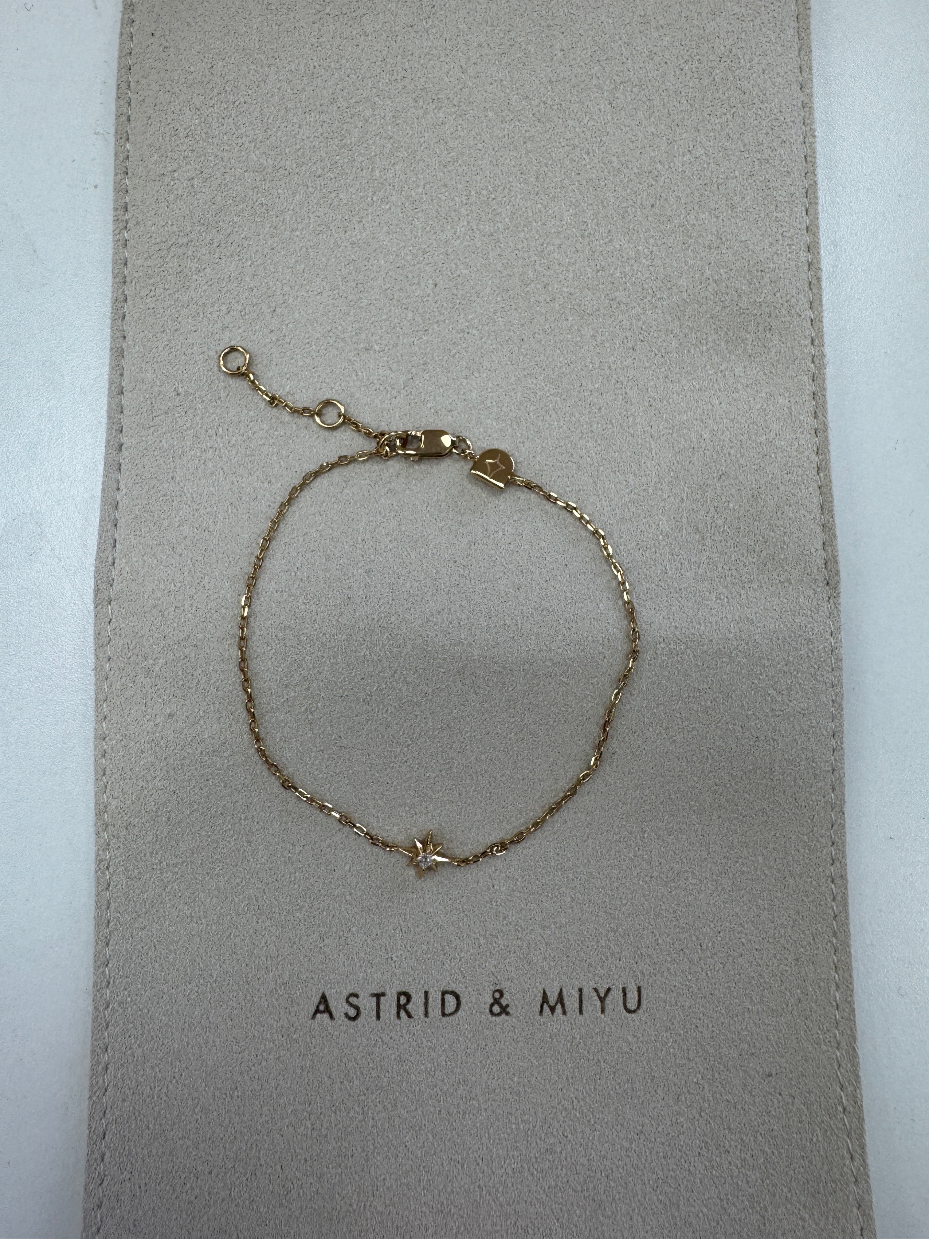 Astrid & Miyu Yellow 18k Gold Plated Silver Celestial Star Bracelet With Crystal