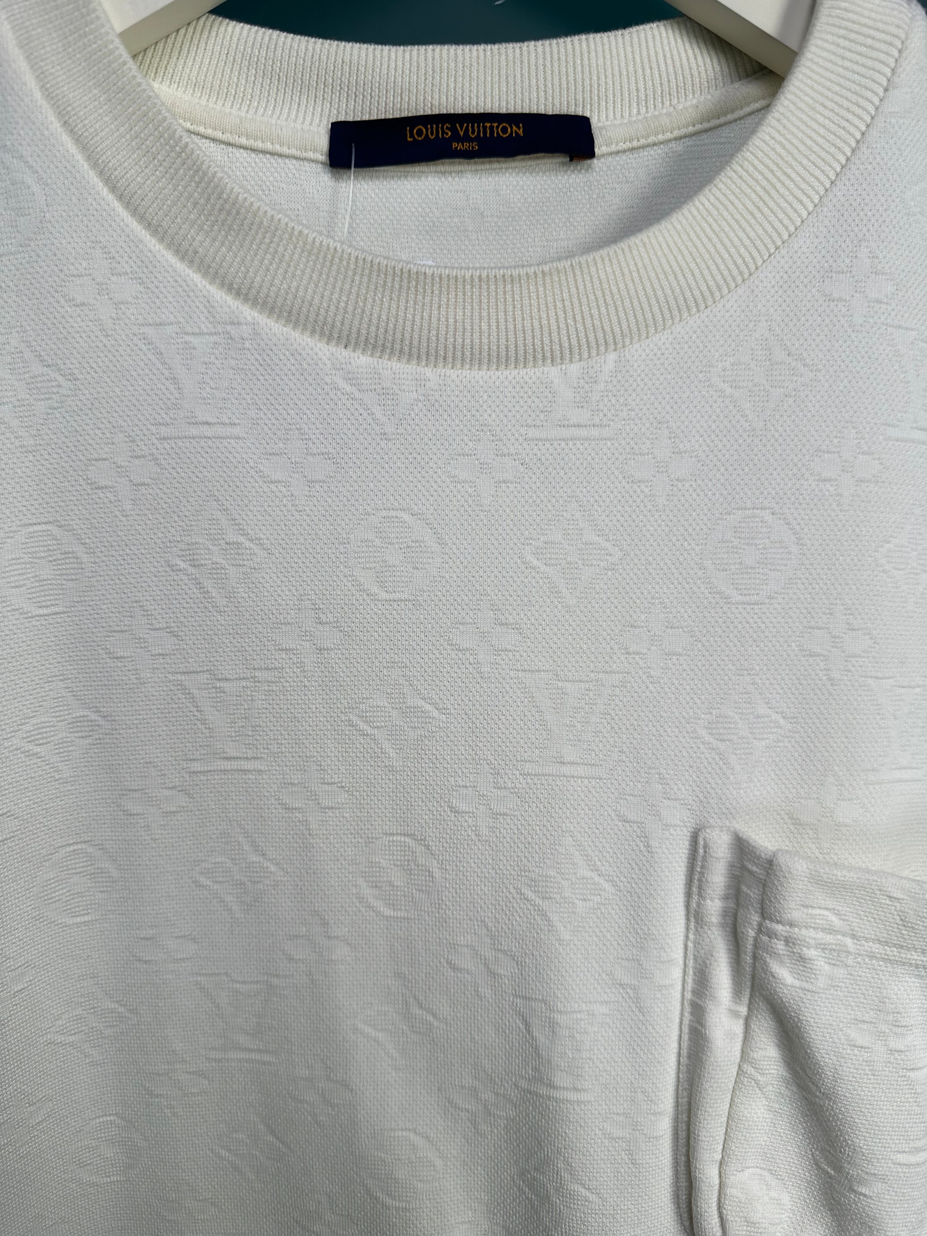 Louis Vuitton White Signature 3D Pocket Monogram T-Shirt UK XS