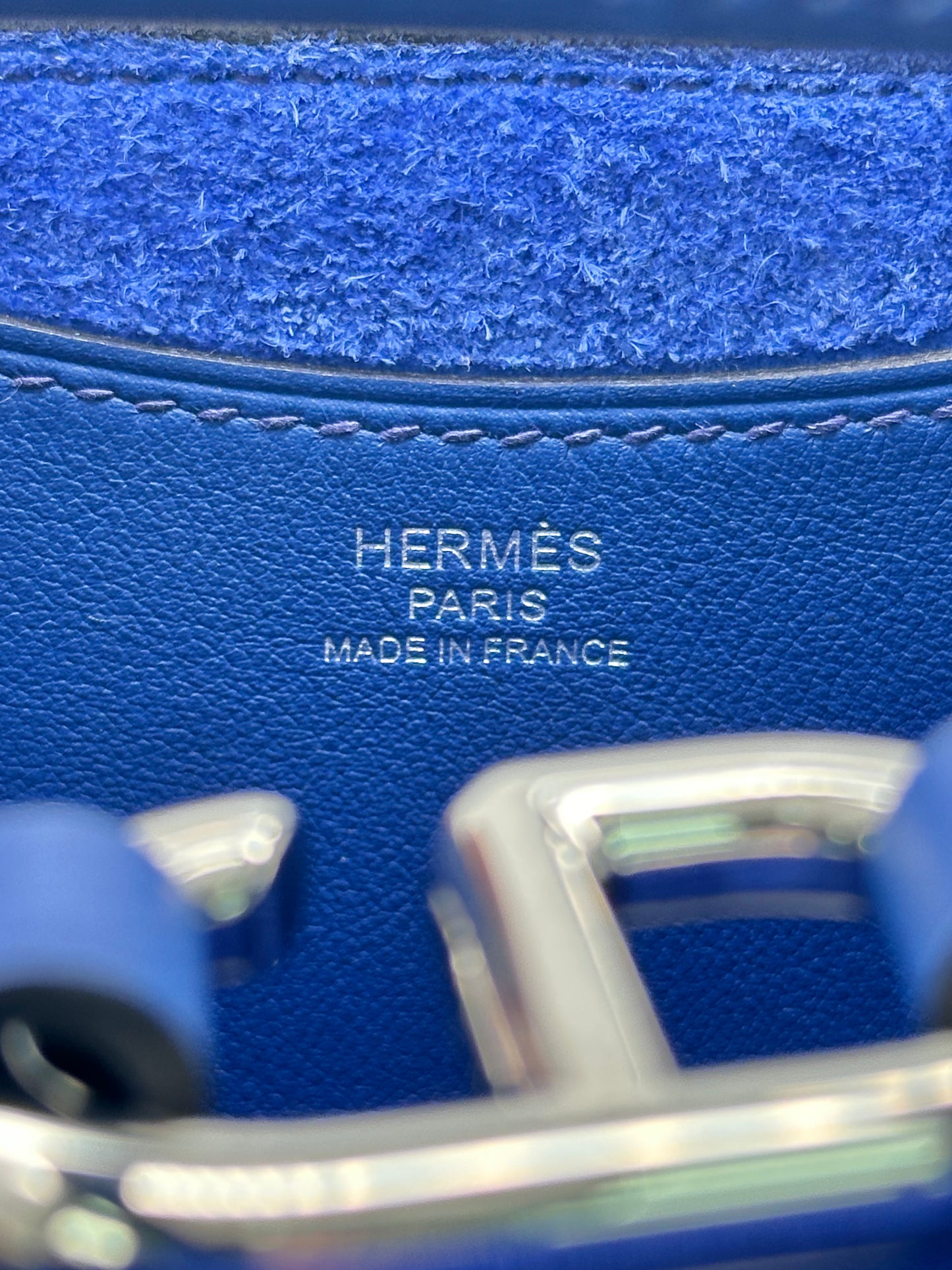 Hermès In The Loop 18 Taurillon Clemence Leather Bleu Royale Bag with palladium hardware BOX FRESH