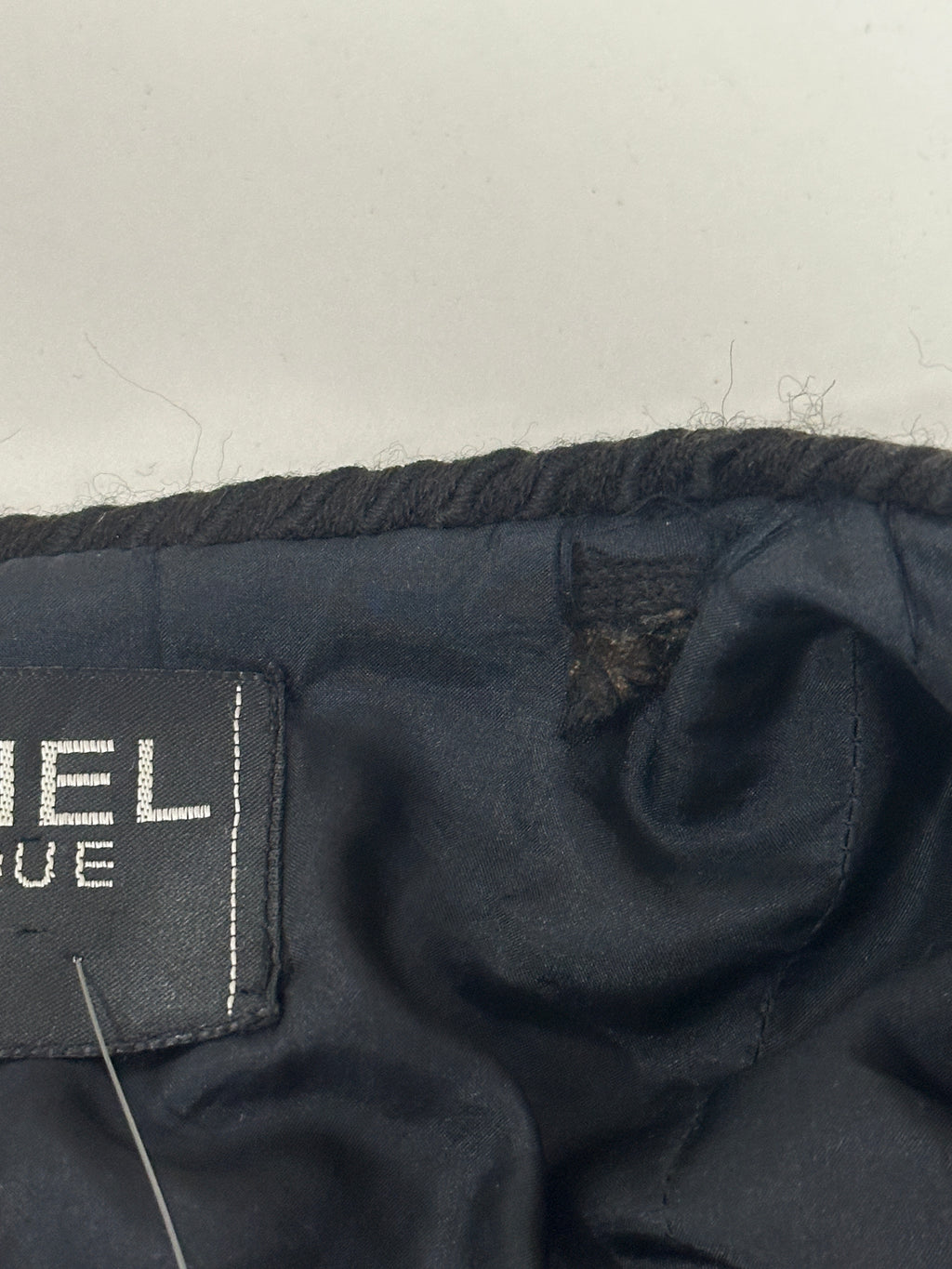 Chanel Camel/ Black Houndstooth Tweed Wool Jacket with: Perfume Bottle gold buttons UK S