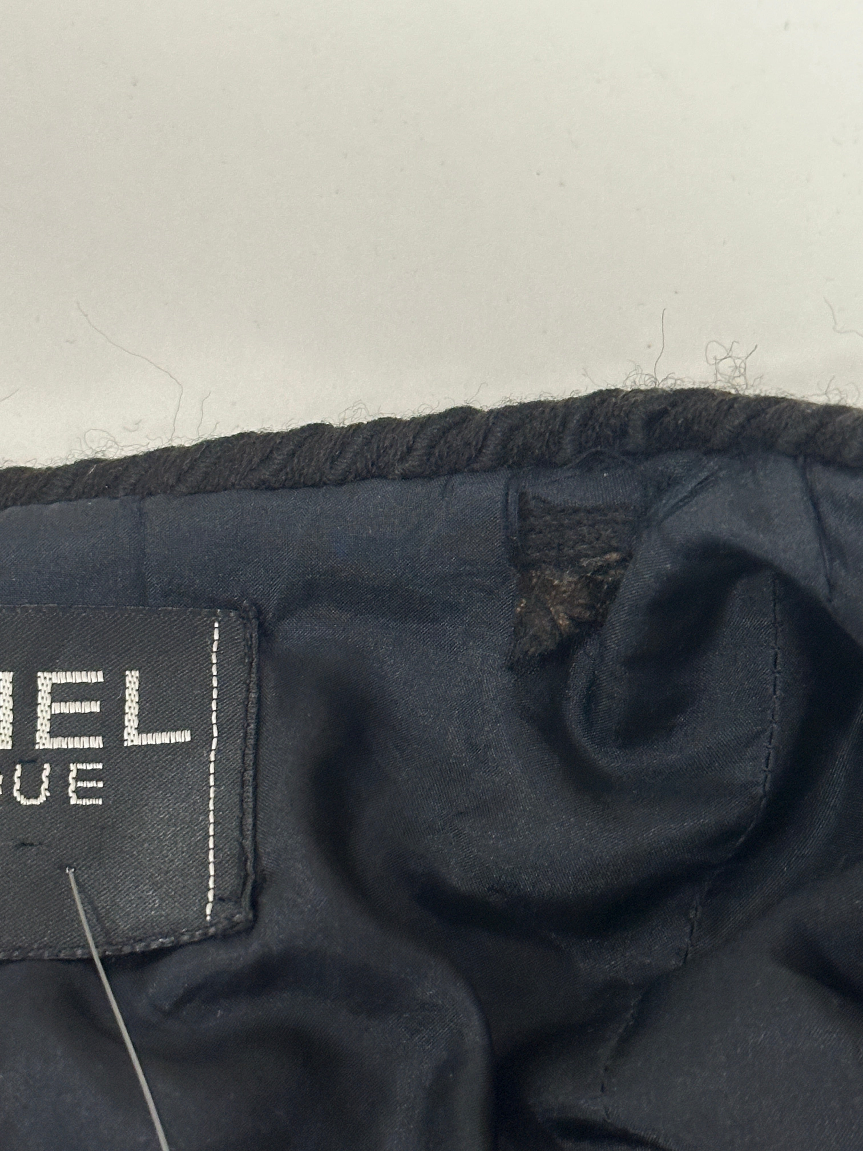 Chanel Camel/ Black Houndstooth Tweed Wool Jacket with: Perfume Bottle gold buttons UK S