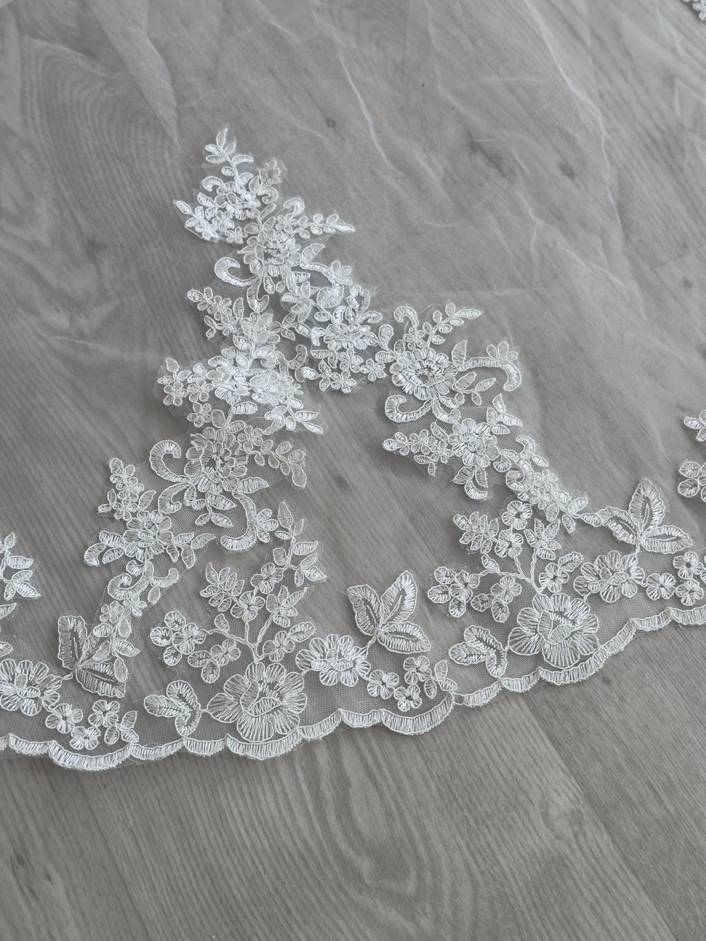 White Embroidered And Sequin Embellished Bridal Veil One Size