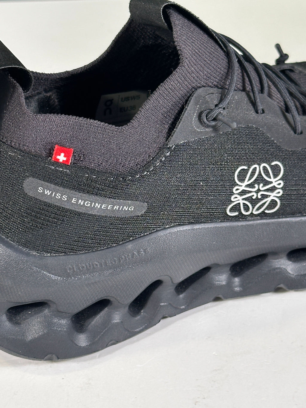 Loewe X On Running Black Cloudtilt Running Shoes UK 3 EU 36 👠