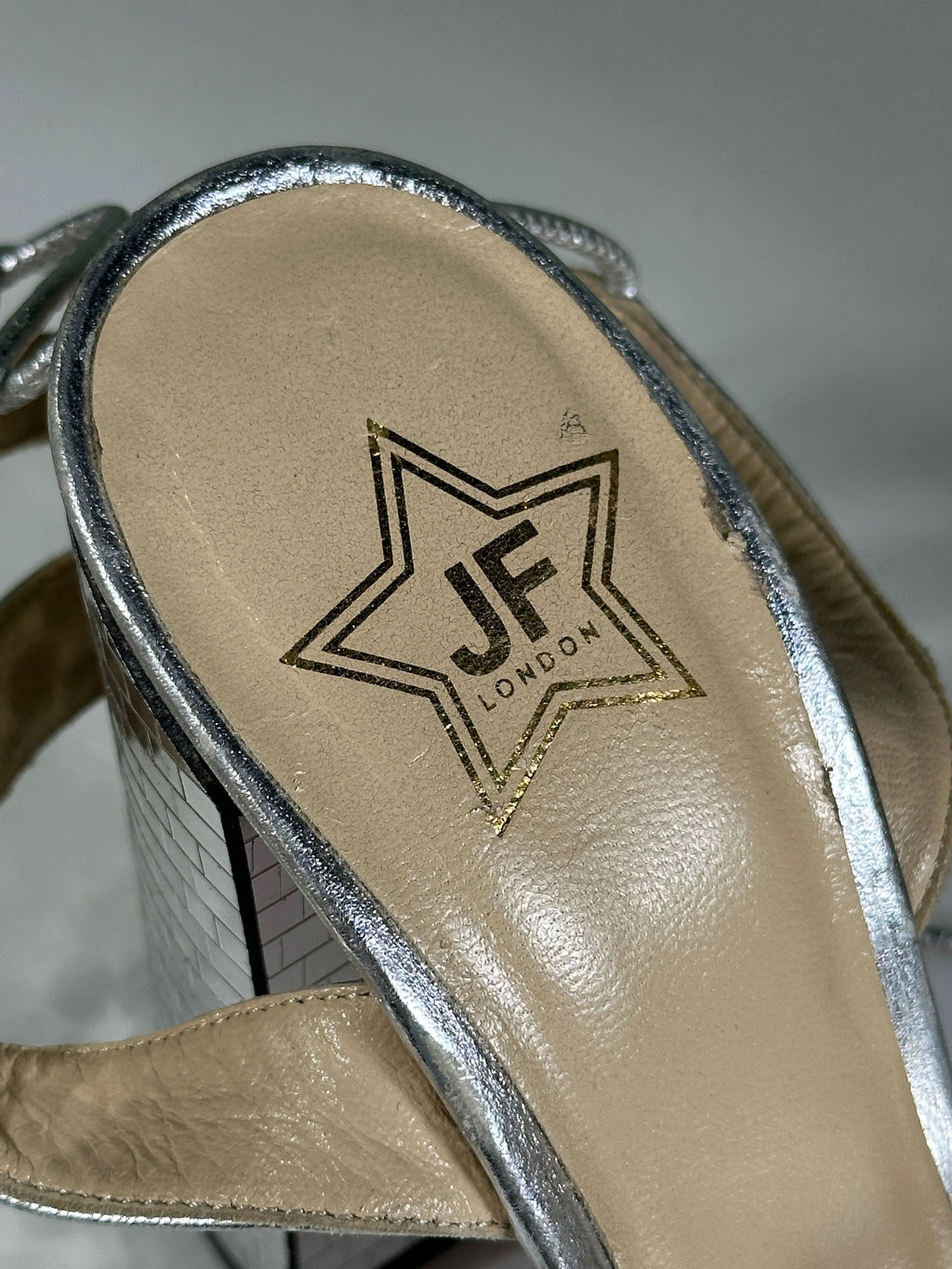 JF LONDON Metallic Silver Mirrored Block Heel Strappy Sandals UK 6 EU 39 👠