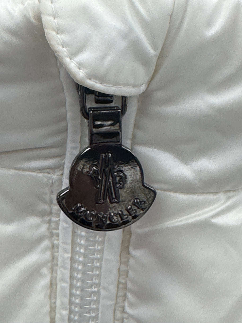 MONCLER Cream Feather And Down Filled Fur Hooded SKI Snowsuit 12-18 Months
