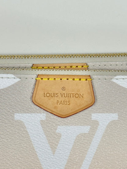 Louis Vuitton Ltd.Edition Nude Multi Pochette, Pool Ombre Mist Handbag