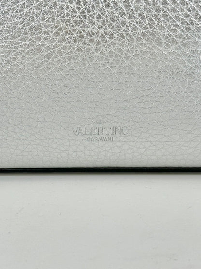 Valentino Garavani Metallic pebbled leather Rockstud Flip Lock Flap Bag Silver