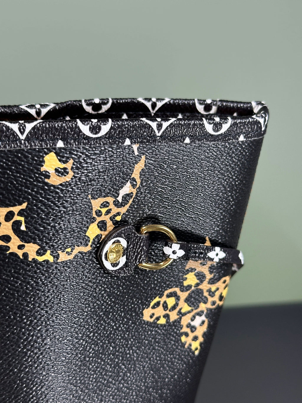 Louis Vuitton Ltd.Edition Jungle Neverfull MM Handbag