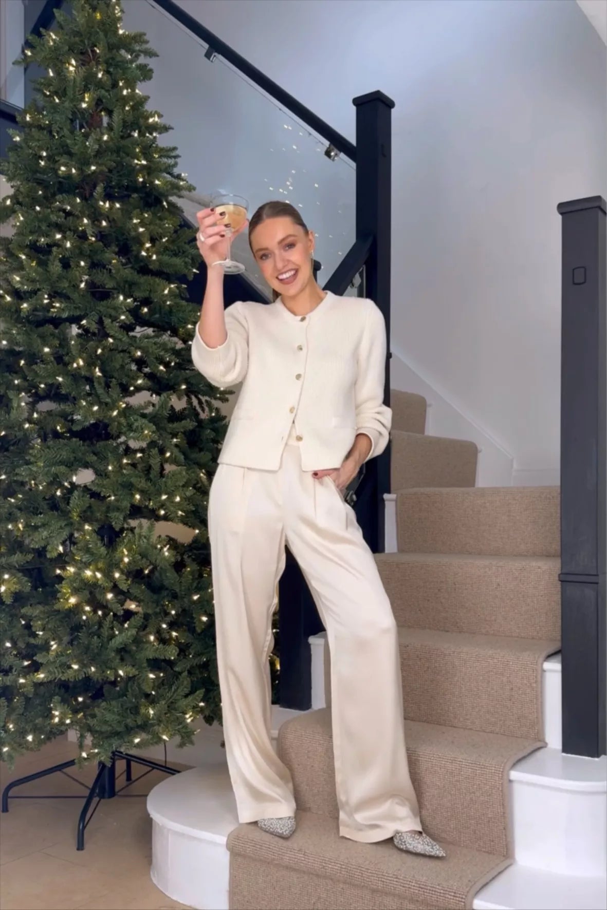 Sézane Beige Georgio wide leg viscose Trousers UK 6