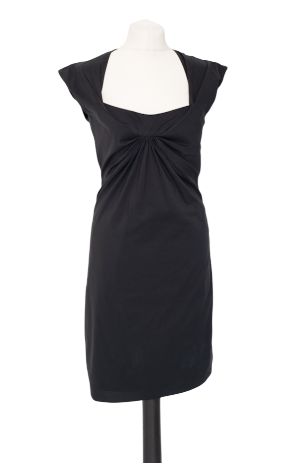Vanessa Bruno Classic Little Black Shift Dress with sweetheart neckline UK 12
